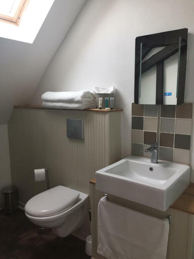 Bed and Breakfast No 3 Lingramiere La Ferte-Mace Exterior foto