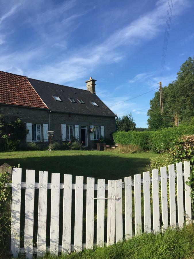 Bed and Breakfast No 3 Lingramiere La Ferte-Mace Exterior foto